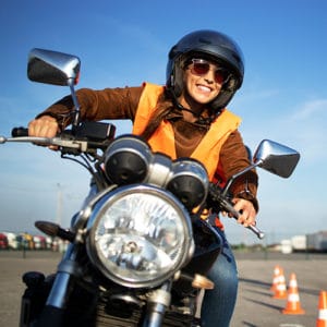 Consejos de seguridad para los conductores de motocicletas.